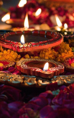 अब हर दिन दीवाली मनाते हैं