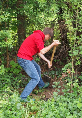 मजदूर मजबूर क्यों ?