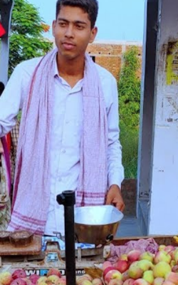 फलवाला (बाल कवितायेँ)