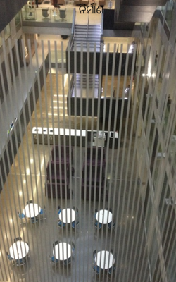 ନିର୍ମାଣ