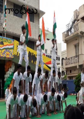 గాంధీలు పుట్టినరోజు