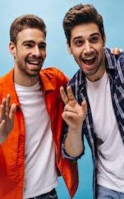 रूठे का मानना चाहिए