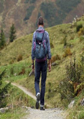 पर्यटनात ( चारोळी )