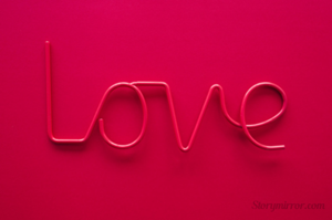 तुम्हारा हर दिन तुम्हारे चेहरे पर मुसकुराहत लाए। 
हर शाम तुम्हारी हर खवाहिश पूरी होने का सुकून तुम्हे दे जाए। 
दुआ है मेरी तुम्हारे जीवन में खुशियाँ ही खुशियाँ आए। 
तुम्हारा हर जन्म दिन तुम्हारे जीवन में खुशियाँ ही लाए। 
wish you a very happy birthday Nitin