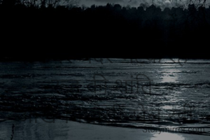 सुकून की तलाश में
हम दर-बदर भटक रहे
रूह की शांति 
आँख-मिचौली खेल रही


