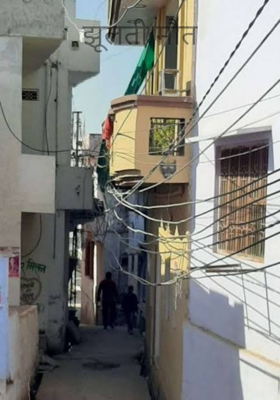 झूलती मौत