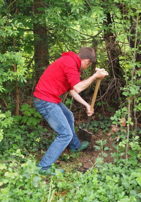 बिखरा बचपन जिसको एक सात साल के बच्चे ने संवारा