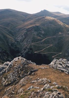 सगळ्या चारोळ्या लिहितोस तु खु
