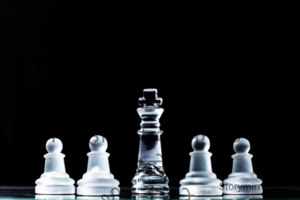 जिथे कपटाचा लवलेशही नसतो, तिथेच 'समर्पणाला' अर्थ प्राप्त होतो; अन्यथा षड्यंत्राच्या जगात 'अर्पण' ही केवळ एक तडजोड ठरते.
शीतल केंद्रे 