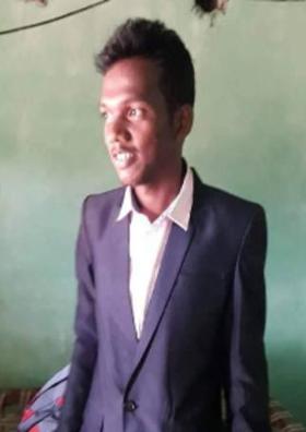 ମଜାଟା ଟିକେ ଅଲଗା