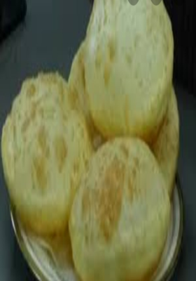 गर्मा गर्म भटूरा