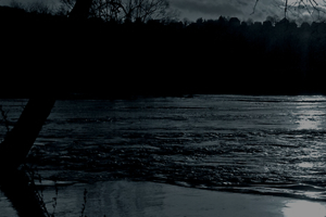 സ്നേഹത്തോടെ തീരത്തെ പുൽകാൻ തിരക്ക് എന്നും കൊതിയാണ്.

ദിശ അറിയാത്ത കാറ്റിൽ കിടന്നു അലയുമ്പോൾ ഓടിവന്ന് തീരത്തോട് ഒത്തിരി നോവിൻ കഥകൾ പറയാൻ തിരക്ക് ഭ്രമമാണ്.

തിരക്ക് തീരത്തിനെ പിരിയാനാവുകയില്ല നേടുകയോ നഷ്ടപ്പെടുത്തുകയോ ചെയ്യാതെ അവർ ഇരുവരും പരസ്പരം പ്രണയിച്ചു കൊണ്ടേയിരിക്കുന്നു