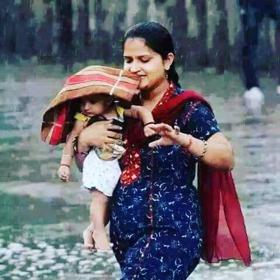 चित्रचारोळी