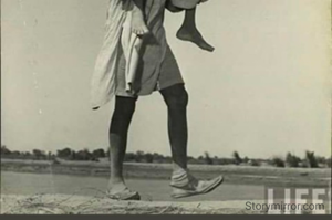 दर्द सहन तू करता चल,
तू धीरे धीरे बढ़ता चल,
मंजिलभी मिल जाएगा,
रे पथिक अथक यूं चलता चल।।
