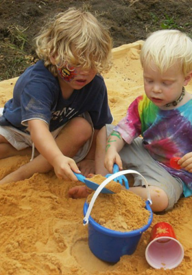 चिढ़ाने लगा बचपना