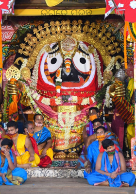 ଜଗତେ ପଡୁଛି