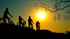 हमने हर सुबह देखी है! हमने हर रात देखी है!