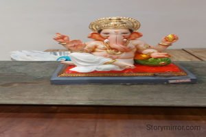 ગણપતિ દુંદાળા દેવ
સૌને ભાવે ખમણ સેવ.

વિભૂતિ દેસાઈ ઘાસવાલા બિલીમોરા