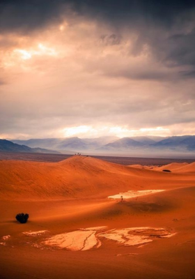 આભમા કાંઈક નવાજુની