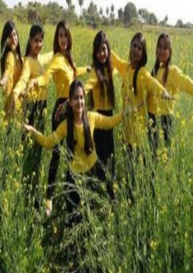 ऋतु बसंती आयी है