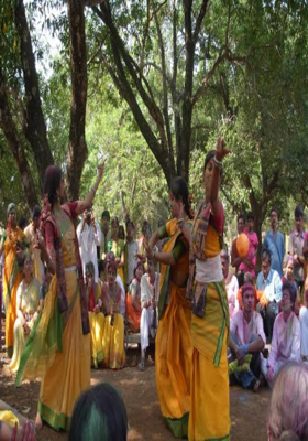 হলুদের দুপুর