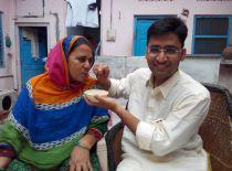 "माँ तेरी याद बहुत आती है"