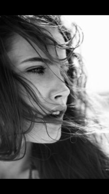 तेरी ज़ुल्फ़ें